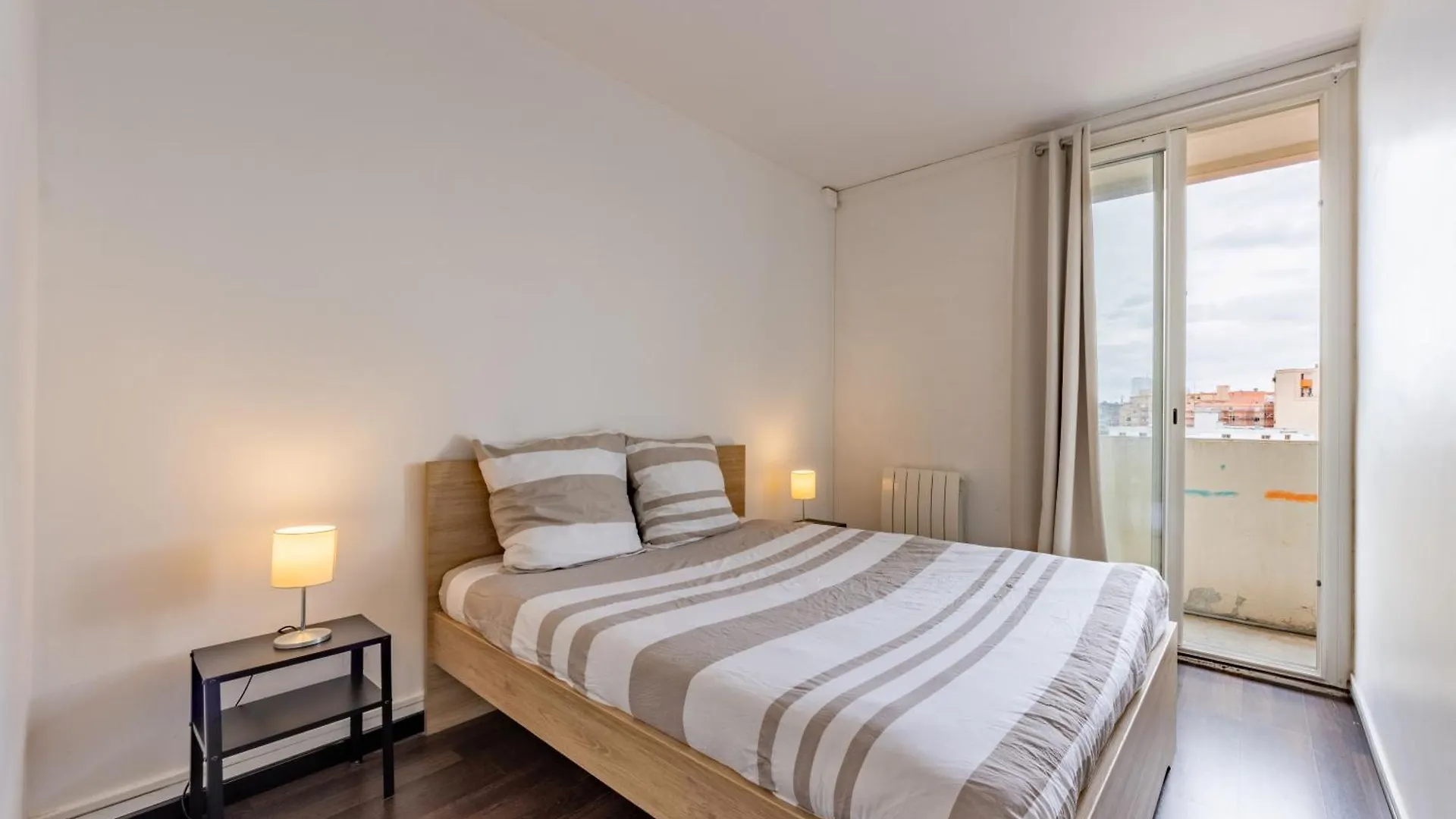 Appartamento Le Pierre Cazeneuve Chic Et Calme Tolosa